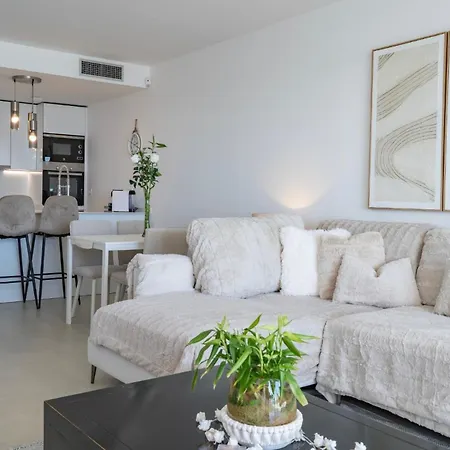 Lejlighed Modern 2 Bedroom With Panoramic Sea Views *